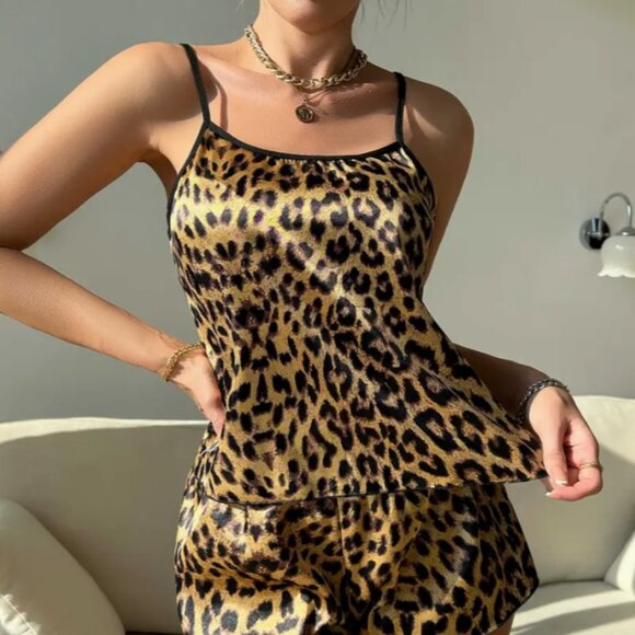 Pajamas for summer. Animal print, adjustable spaghetti straps. Size Small - Picture 2 of 4